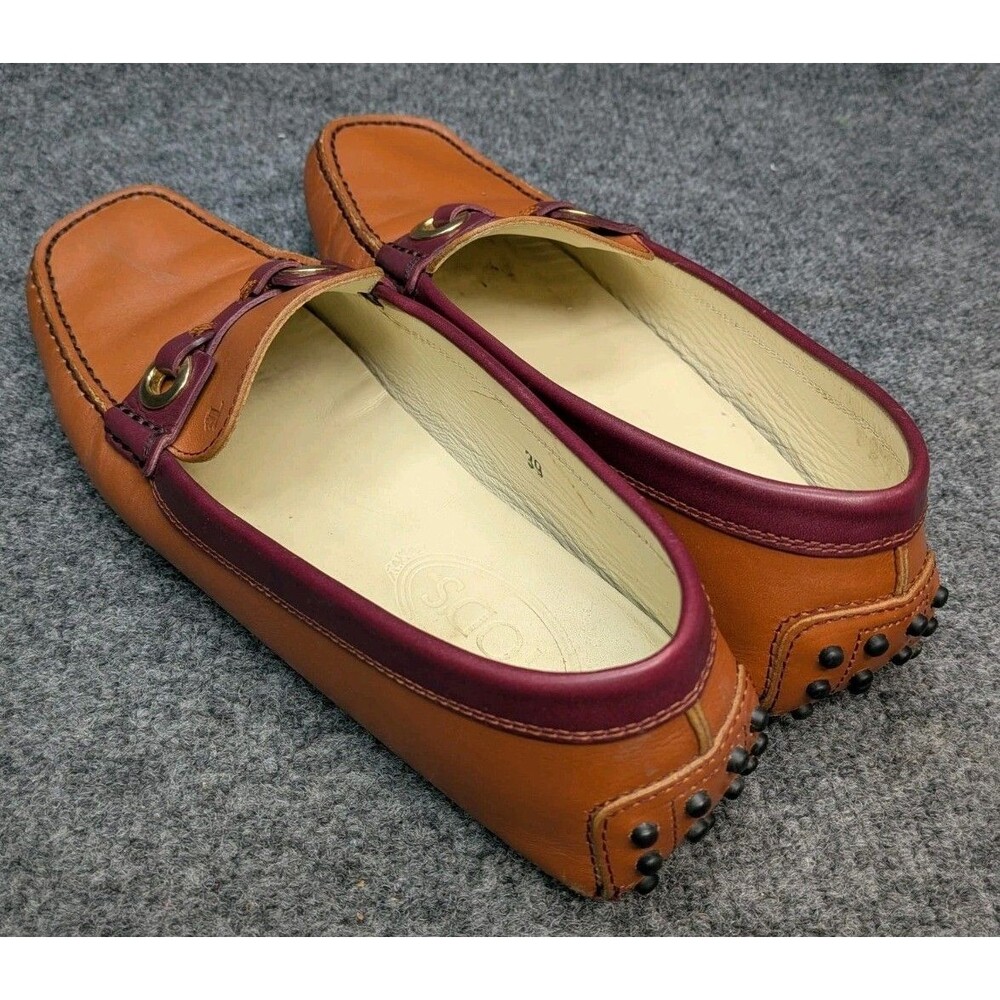 Tod's Women's Leather Driving Loafers Brown Burgundy Size 39 Italy Pebbled Sole - Picture 4 of 16